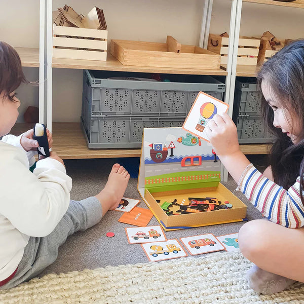 Magnetic Art Case - Vehicles